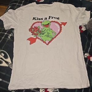 ❤️10/$40 New Disney White Tee with Kermit Graphic Valentines Day
